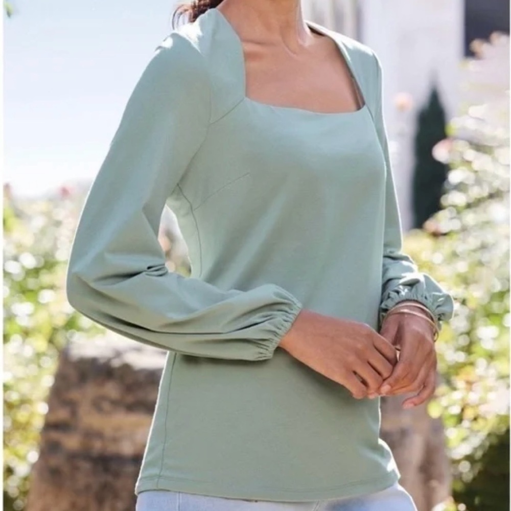 Soft Surroundings Maureen Sage Green Blouson Sleeve Square Neck Top size M